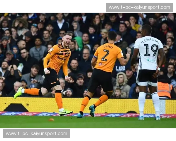 虎啸风生还是狼行天下?赫尔城vs狼队:一场关于生存与荣耀的“野性”博弈 虎啸风生还是狼行天下?赫尔城vs狼队:一场关于生存与荣耀的“野性”博弈