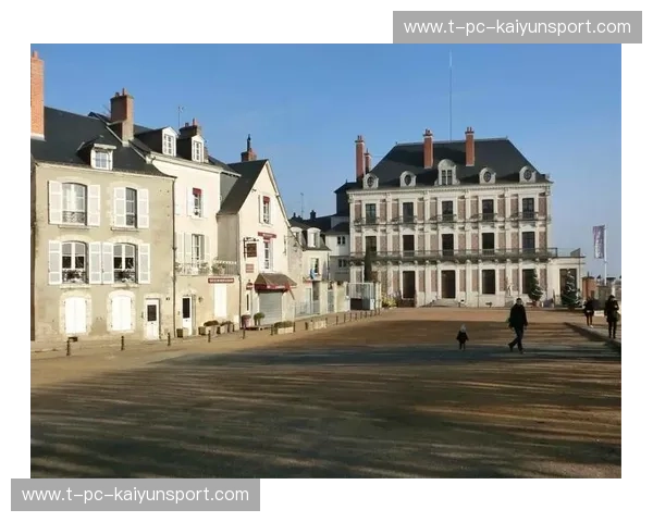 阿雅克肖vs图尔：科西嘉风情与卢瓦尔河谷魅力的激情碰撞